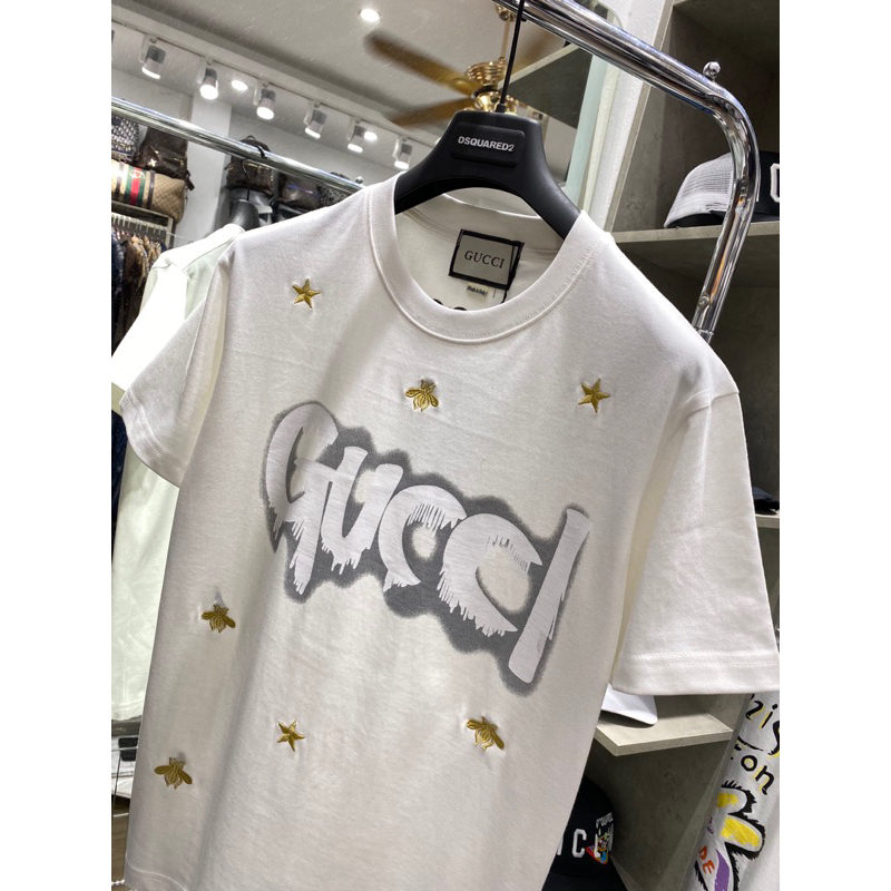 Áo phông G.c hoạ tiết chữ ,và ong thêu cực chất