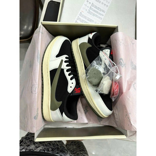 Giày Thể Thao Travis Scott x Air Jordan 1 Low "Olive" Màu Trắng Kem Đen Khoai Sneaker