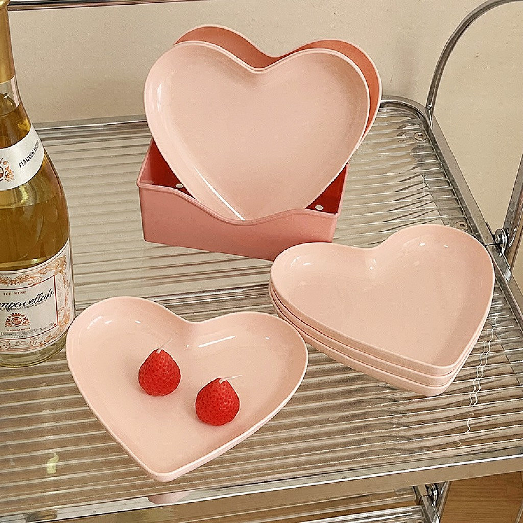 Khay Đĩa Nhựa Trái Tim Màu Pastel Đựng Đồ Ăn Trang Trí Bữa Ăn