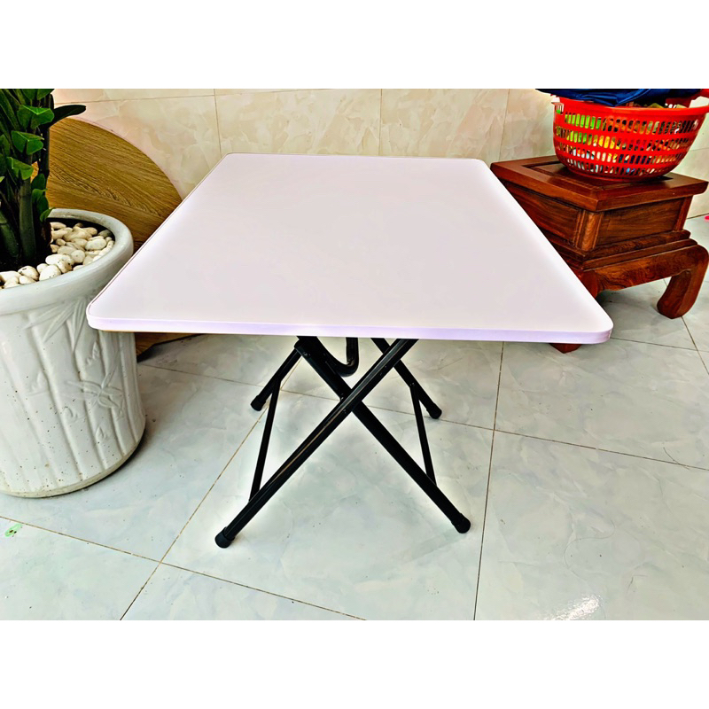 Bàn Vuông ,tròn đường kính 60cm chân cao 50 cm