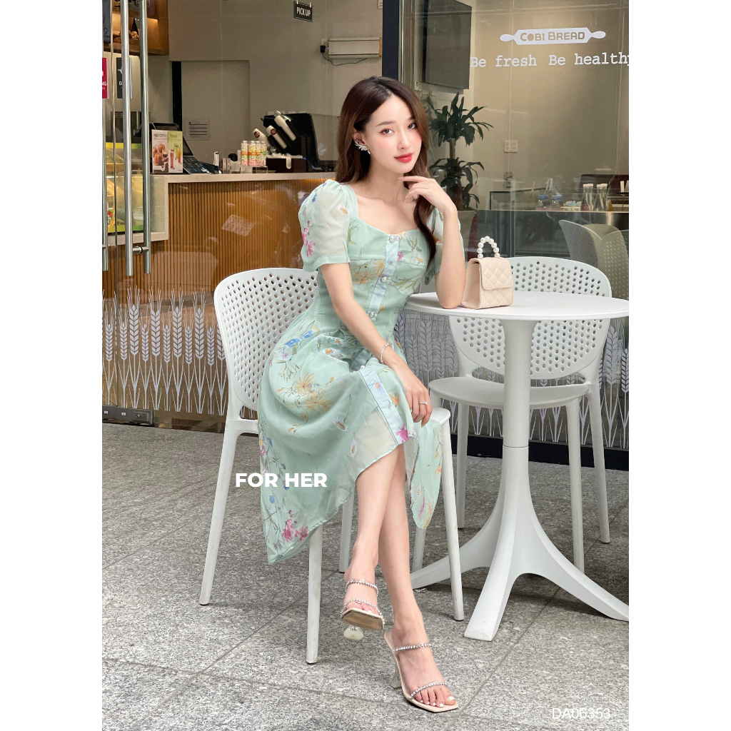 Đầm hoa nhí cổ vuông hàng nút DA0635