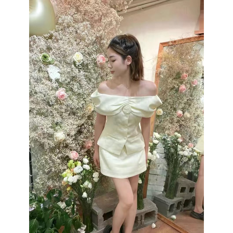 Set Áo Trễ Vai Chân Váy, Chất Dạ Hàng QCCC Kèm Tag Hoa Tiểu Thư