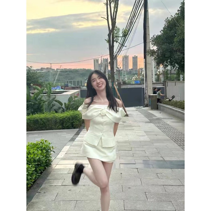 Set Áo Trễ Vai Chân Váy, Chất Dạ Hàng QCCC Kèm Tag Hoa Tiểu Thư