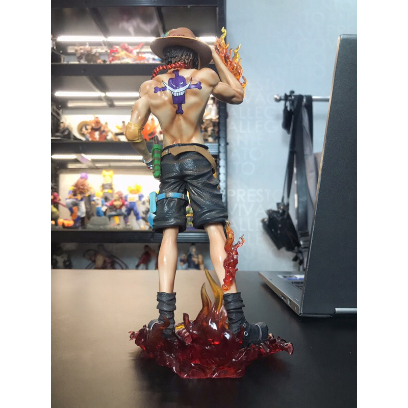 Mô hình One Piece Luffy Store Ace hỏa quyền cao 24 cm full box, figure nhân vật anime vua hải tặc decor trang trí