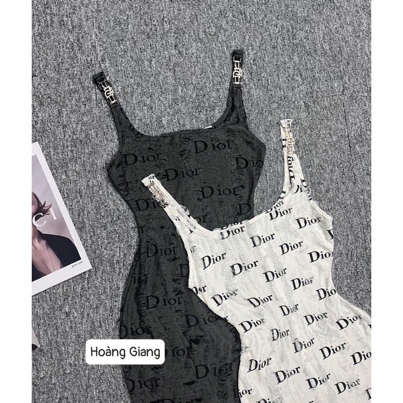 Váy body 2 dây tag vai hoạ tiết chữ