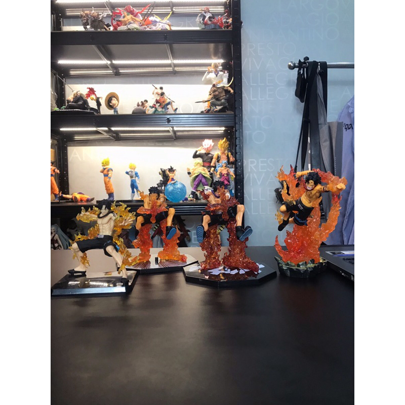 Mô hình One Piece Luffy Store ace băng râu trắng 2 đầu có đế cao 16cm, full box, figure nhân vật anime đảo hải tặc