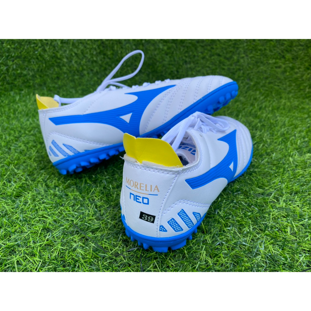 Giày Mizuno neo 3 đá bóng hàng VN chất lượng cao, đã may đế chắc chắn.