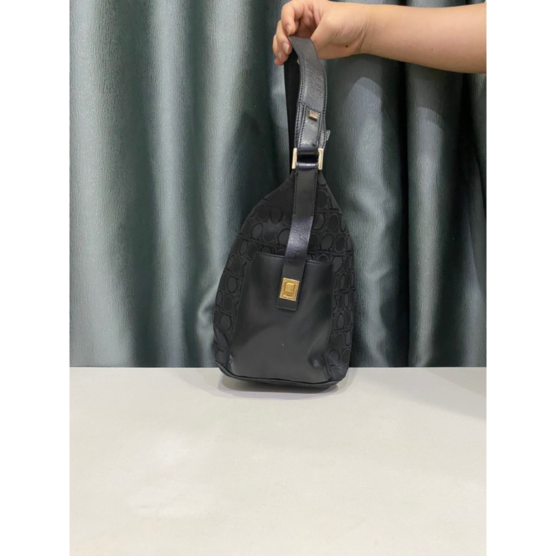 Túi si hiệu SALVATORE FERRAGAMO của Ý da phối vải