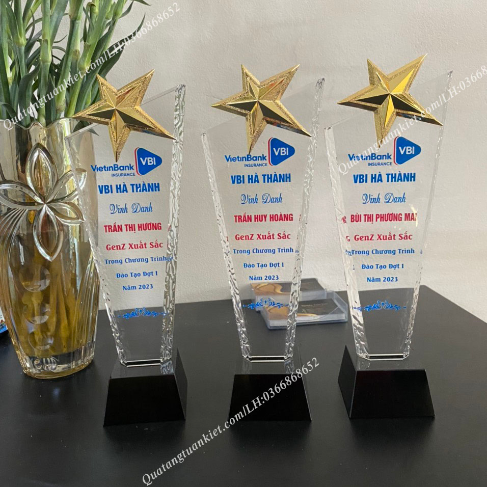 Cúp Vinh Danh Pha Lê Sao Vát