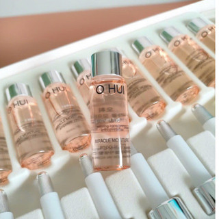 Tinh Chất Cấp Ẩm Miracle Ohui 777 7ml date 2024 Tách Set