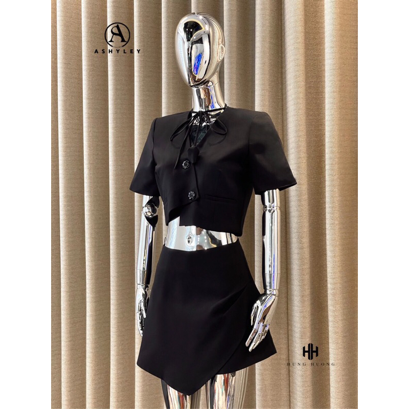 Set 𝐀𝐒𝐇𝐘𝐋𝐄𝐘 áo blazer kèm chân váy ngắn đính dây hoa đi làm đi chơi