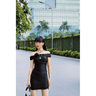 Louisa Top / Skirt - Set thun đen trễ vai gắn hoa