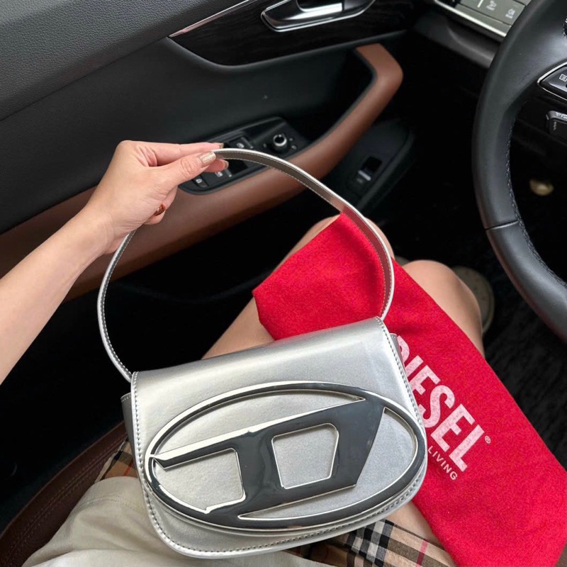 Túi xách nữ hottrend kẹp nách D size 20