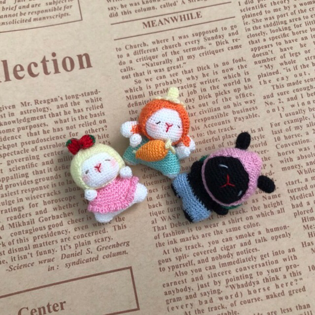 Thỏ đội mũ mini (3cm)