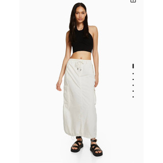 [SALE] chân váy Bershka Authentic