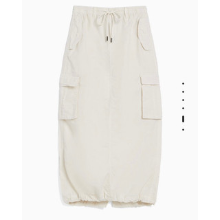 [SALE] chân váy Bershka Authentic