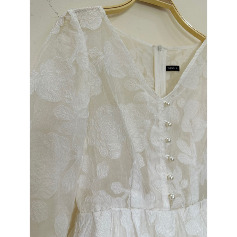 Thanh lý đầm váy trắng dài đi tiệc cưới chơi sang chảnh