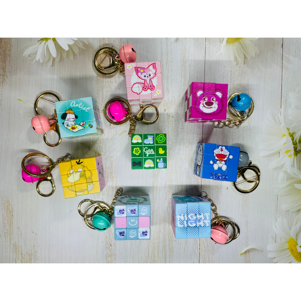 Móc Khóa Rubik Mini Kèm Chuông Hình Hoạt Hình Dễ Thương, Móc Khóa Rubik Kèm Chuông Gấu Dâu, Móc Khóa Rubik Đôrêmon