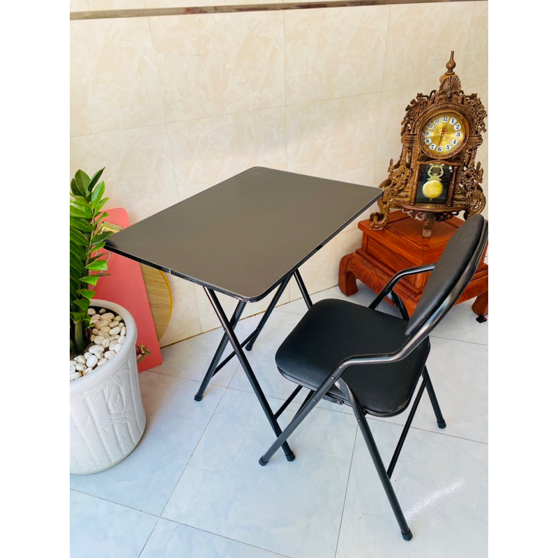 Bộ bàn ghế dành cho học sinh , sinh viên