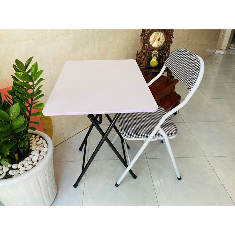 Bộ bàn ghế dành cho học sinh , sinh viên