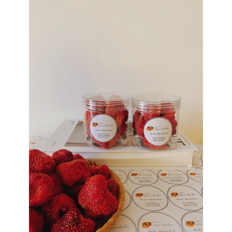 Dâu Tây Sấy Giòn | 100-500gr | Đặc sản Đà Lạt