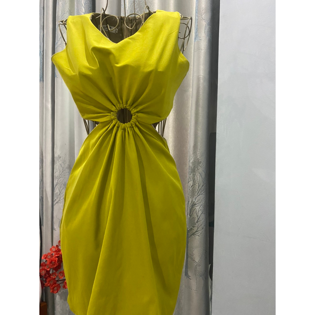 ĐẦM BODY NỮ CỔ TRÒN KHOÉT EO XANH BƠ THANH LÝ FREE SIZE DƯỚI 52KG