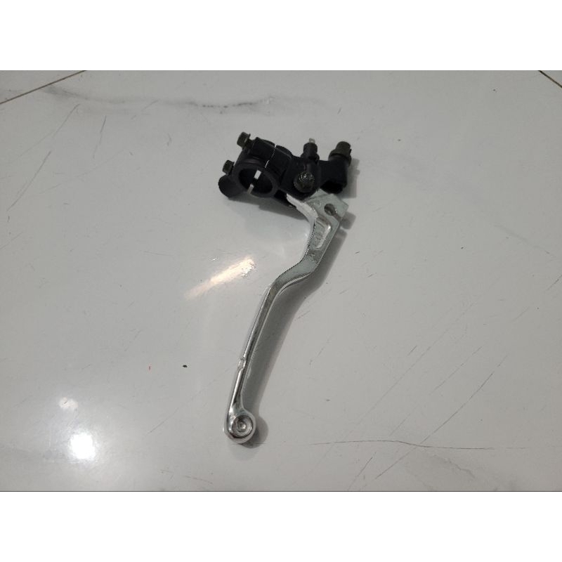 Tay côn xe máy mô tô có ốc chân gương