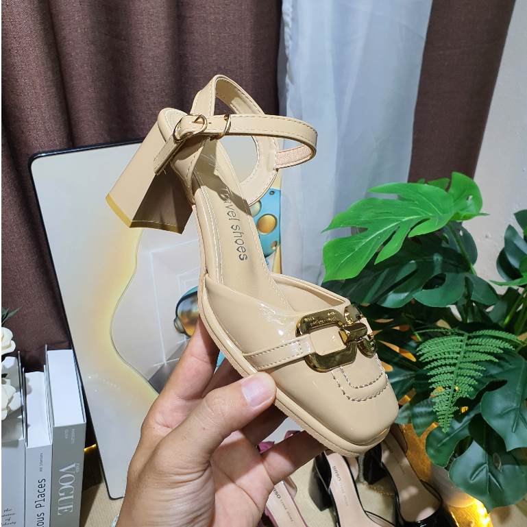 Giày Xăng Đan Bít Mũi Vuông Đế Cao 7Cm Dày Dặn Phối Khóa Kim Loại Thời Trang