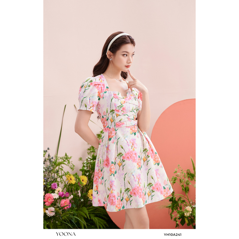 Đầm taffta nữ thiết kế cổ vuông tay ngắn hạo tiết hoa YOONA - YH10A241