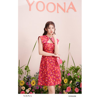 Đầm taffta sát nách thiết kế cổ cách điệu YOONA - YH10A256