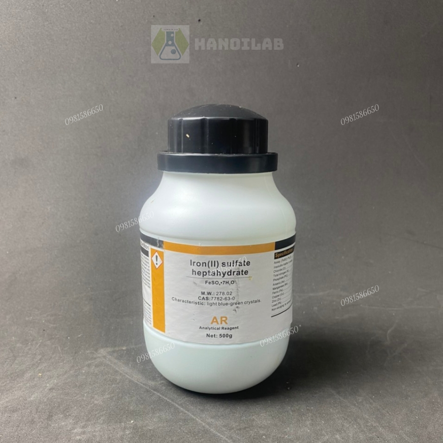 Hóa chất Iron(II) sulfate heptahydrate, FeSO4.7H2O, lọ 500g, Xilong - LABHN