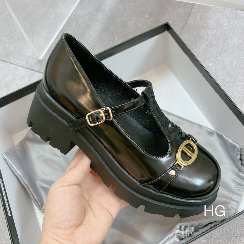 Giày búp bê hàng cao cấp full box,đầy đủ túi giấy .cao 5cm da mềm đế đúc kếp  fullbox