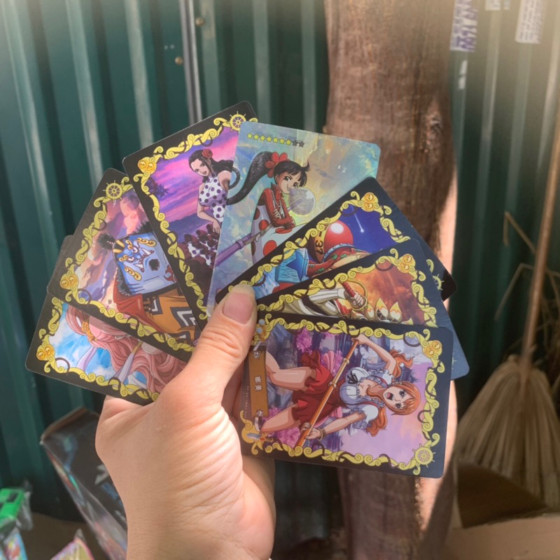 Dây thẻ bài One piece đảo hải tặc gồm 36 gói, thẻ có vip
