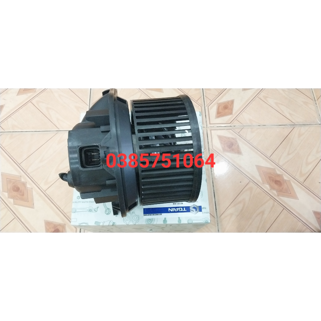QUẠT GIÓ DÀN LẠNH TRƯỚC XE MERCEDES SPRINTER 16 CHỖ