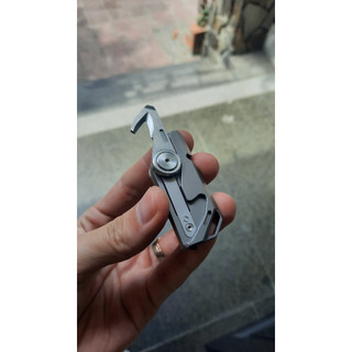 Còi đa năng EDC Tacray titanium