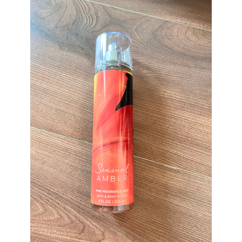 Xịt thơm body mist Sensual Amber Bath And Body Works 236ml