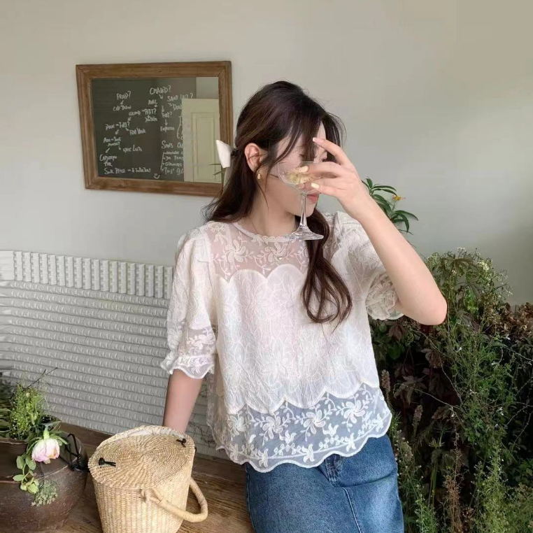 Áo sơ mi nữ tay bồng thêu ren viền sóng nhẹ nhàng phong cách Hàn Quốc fromXingXing SMFXX03