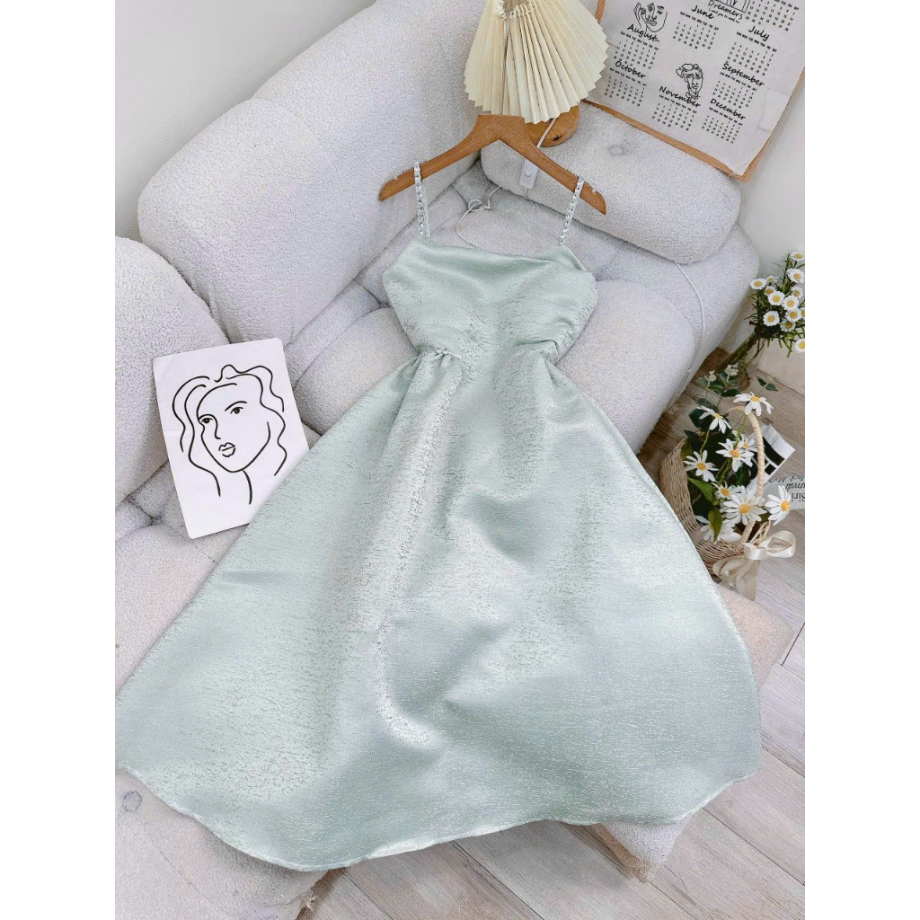 Đầm 2 dây midi xòe đính đá xinh xắn