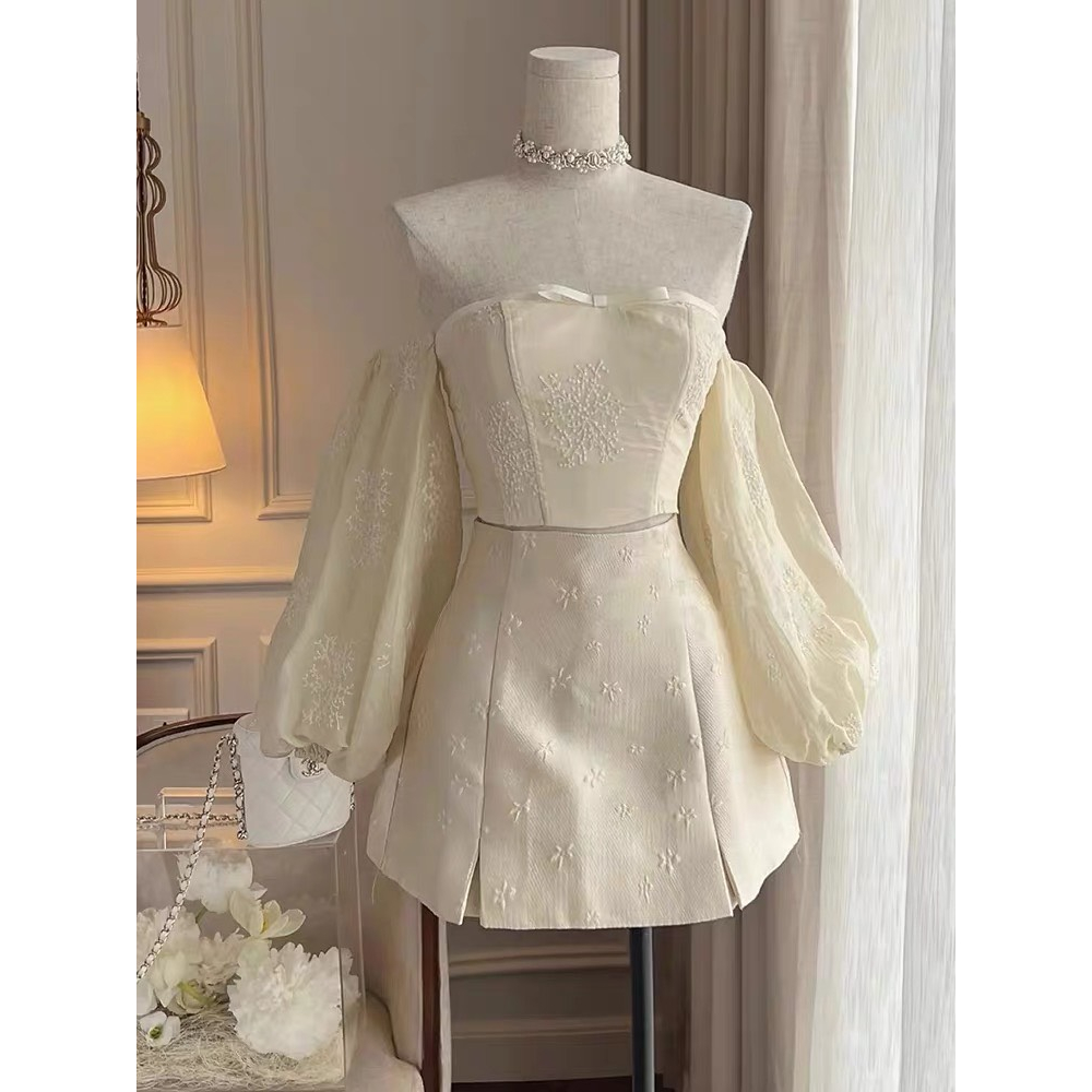 Set Áo Trễ Vai Tay Bồng Mix Chân Váy Chữ A Thiết Kế Tiểu Thư Cao Cấp Sang Chảnh