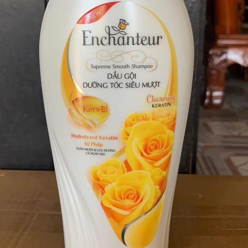 Dầu gội Enchanteur hương nước hoa Charming 650g