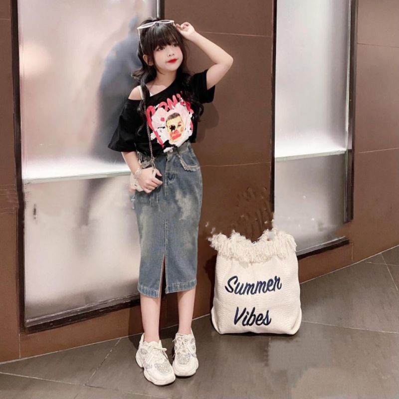 Set  áo kép lệch vai kèm chân váy jean sang chảnh xinh xắn bé gái