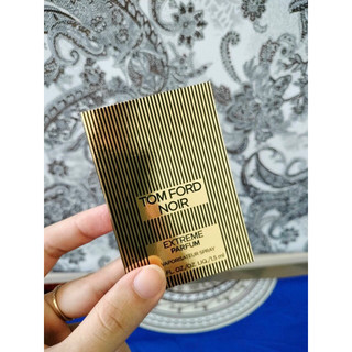 Vial nước hoa mẫu thử tomford noir extreme parfum 1,5ml