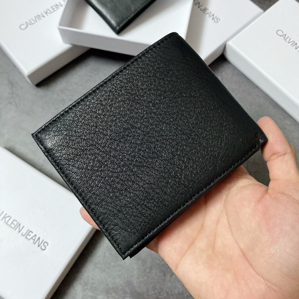 Ví ngắn nam sần logo nửa góc - V369