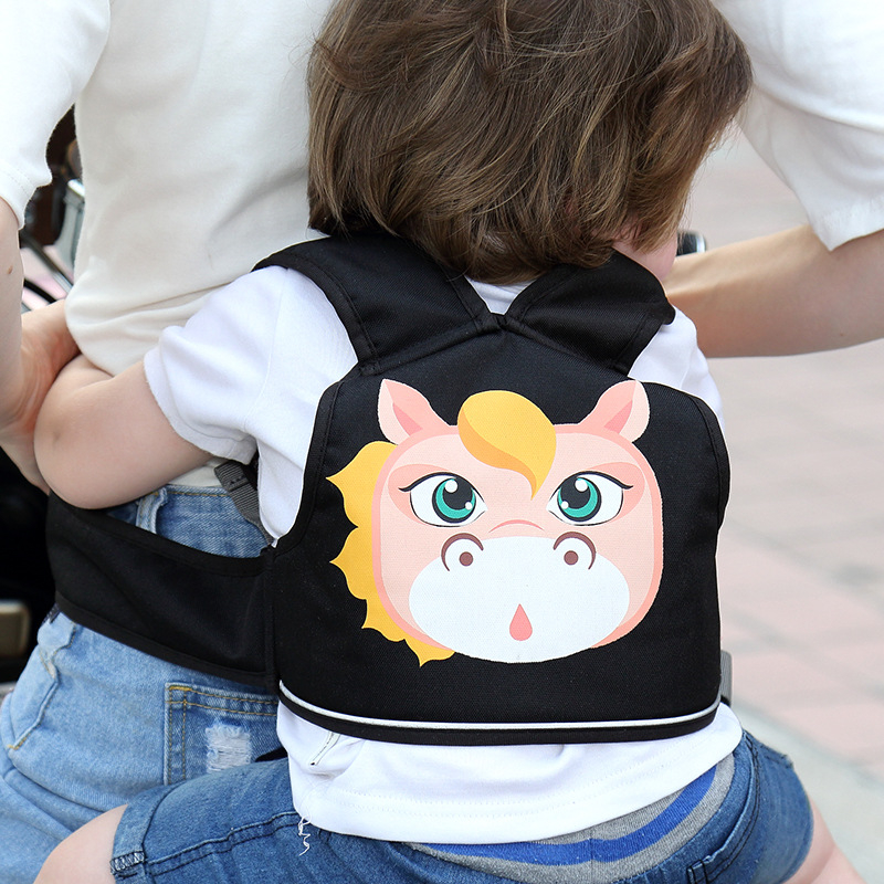 Đai đi xe máy cho bé dạng lưới thoáng mát, địu xe máy an toàn cho bé từ 2 tuổi