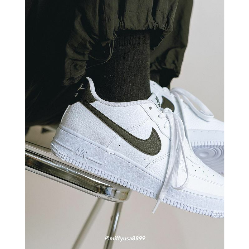 Giày Sneaker Nike Air Force 1 Low GS White Black  AF1 màu Trắng Đen Basic| PiuPiu Authentic