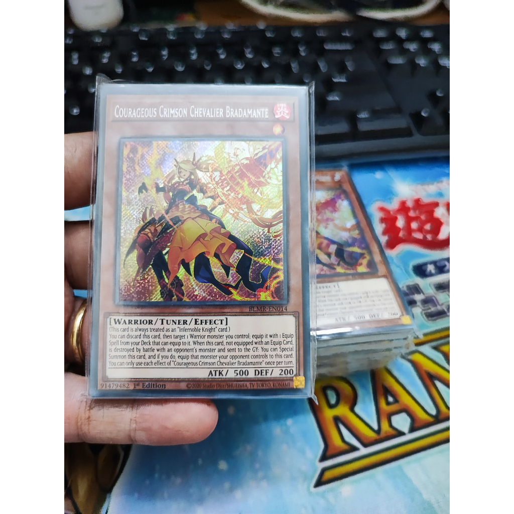 1 lá thẻ bài Courageous Crimson Chevalier Bradamante - BLMR-EN014 - Secret Rare 1st Edition