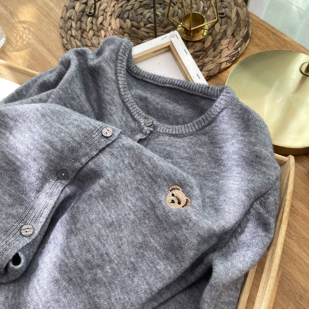 「ADELIA」Áo Khoác Len Cardigan Trơn Basic TD20 Thêu Gấu Cổ Tròn Dài Tay Hàng Quảng Châu