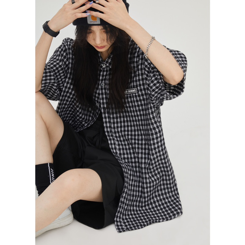 Áo sơ mi caro trắng đen form rộng unisex