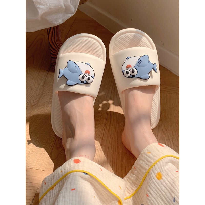 Dép quai ngang hình cá mập xanh dễ thương chất liệu Eva