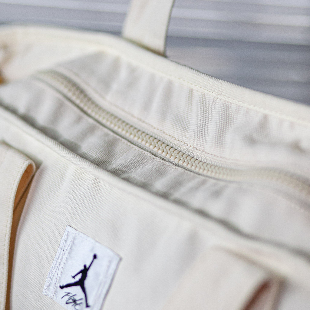 Túi tote thời trang nam nữ Jordan Vải Canvas Chính Hãng Xuất Nhật túi có ngăn phụ bên trong thời trang phong cách